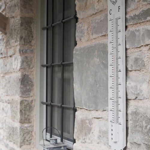 Temperature gauge, a useful instrument during the winter months in Zagori