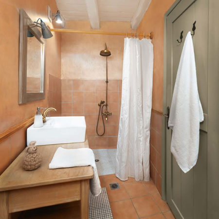 Room 6, Astra Inn Guesthouse, Papigo, Zagorochoria, Greece